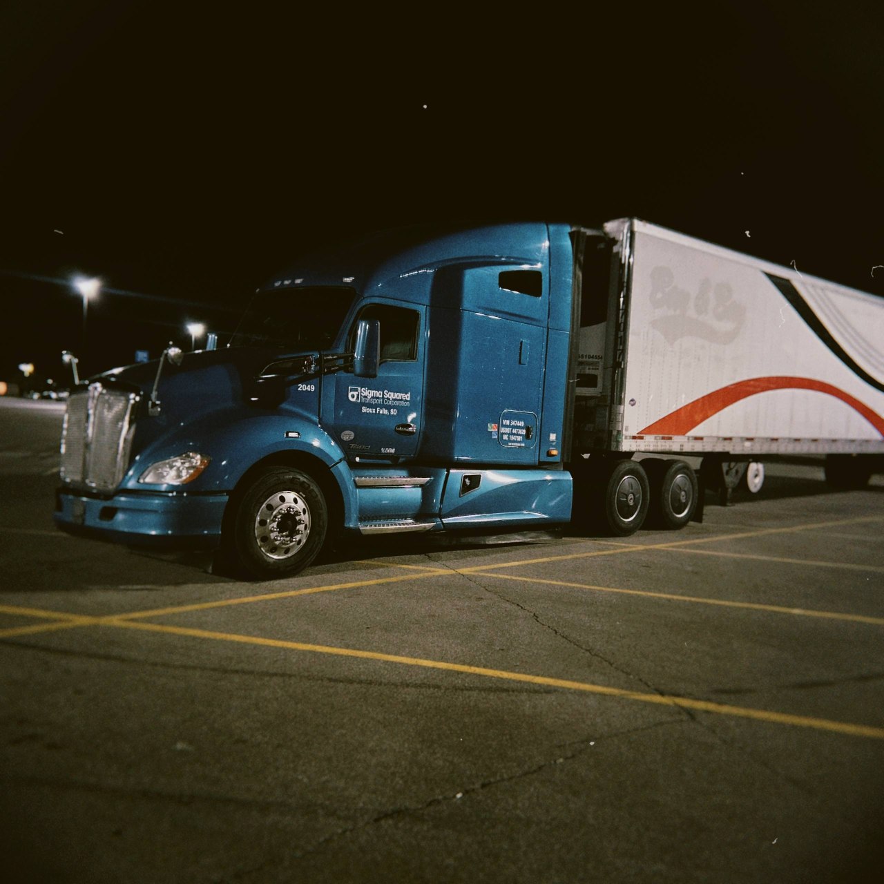 2020 Kenworth T680 Unit 2049